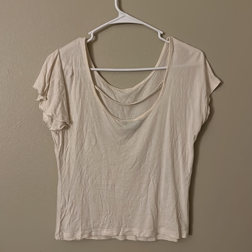 Ruffle style top - Picture 2 of 4